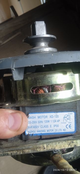 Мотор запчастини до пралки Сатурн
