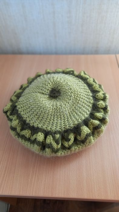 Фуражка. Кепка Cardinal. Италия. Натур. кожа. Берет вязаный из шерсти.