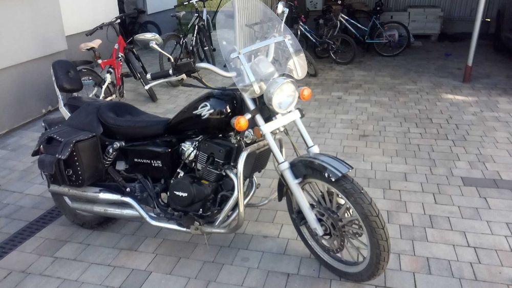 Motocykl chopper Zipp 125