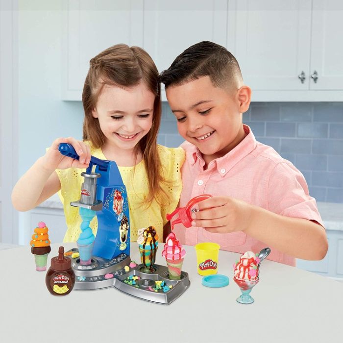 Игровой набор Плей-до Мороженое с глазурью Play-Doh Hasbro