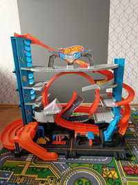 Hot wheels ultimate garage parking z rekinem