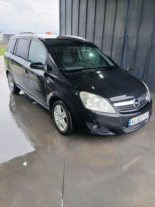 Продам Опель зафіра б 2008 року