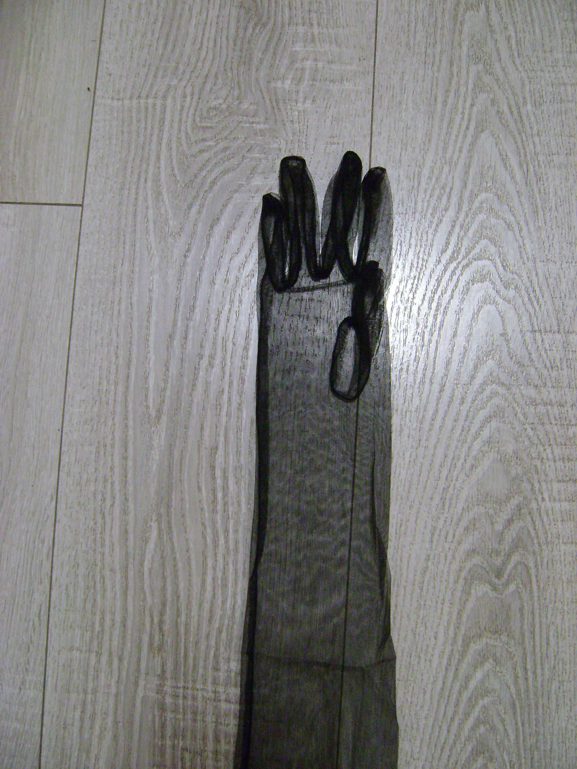 Перчатки фатиновые черные