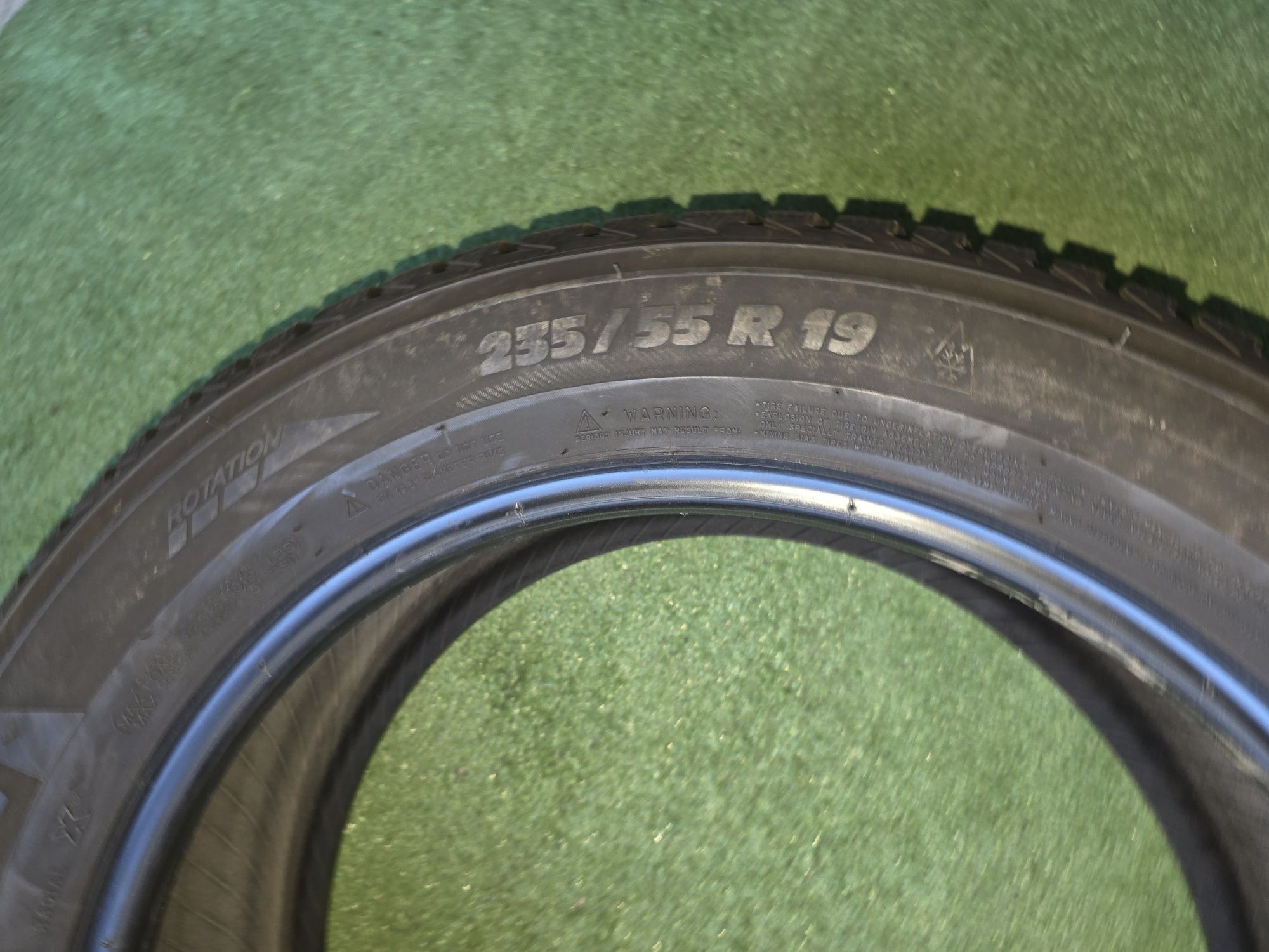 Sprzedam Opony Zimowe Michelin  235/55R19