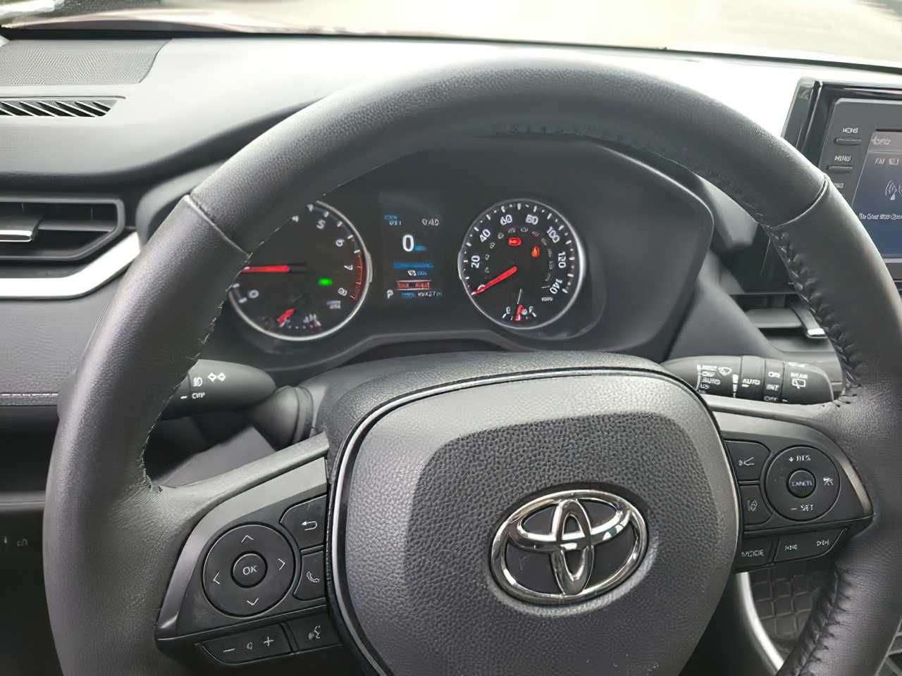 Toyota RAV4 XLE Premium 2021