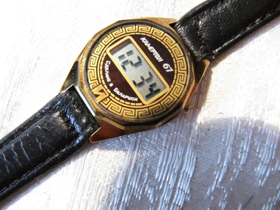 Часы Электроника Камертон - 67, в коллекцию, 2002 года, ремешок, новые
