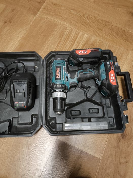 Wiertarko-wkretarka NAC