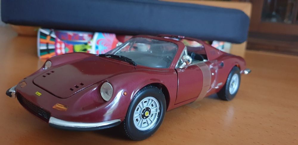 1/18 Ferrari Dino 246 GTS Hotweels