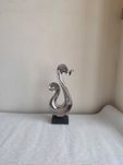 Escultura abstrata prateada