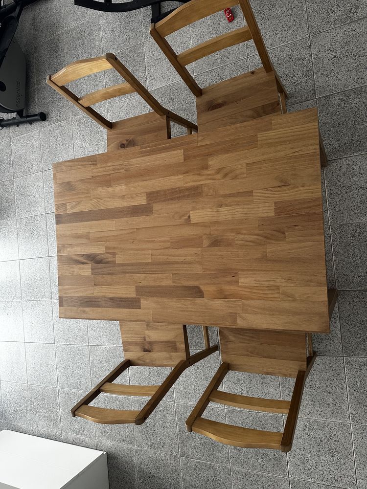 Mesa madeira IKEA