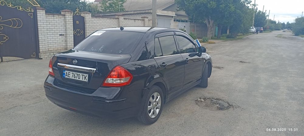 Super Nissan Tiida