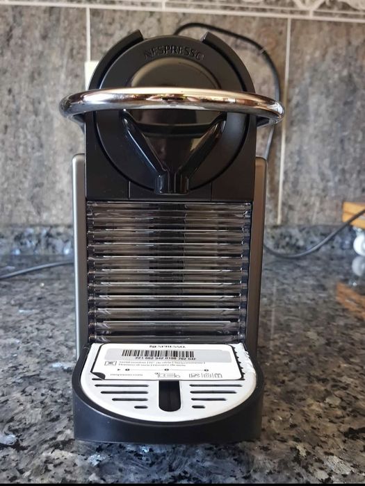 Máquina de café Nespresso nova