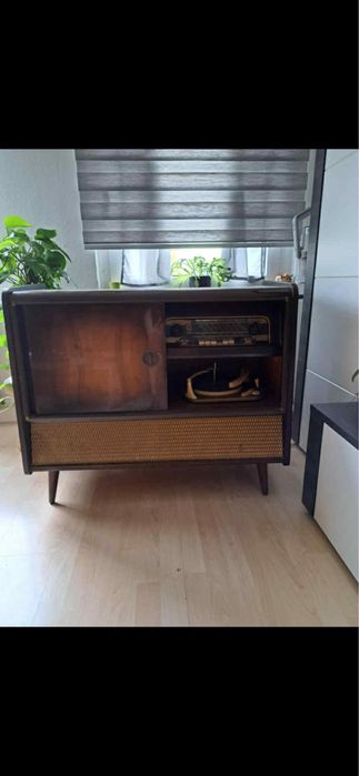 Komoda szafa grajaca