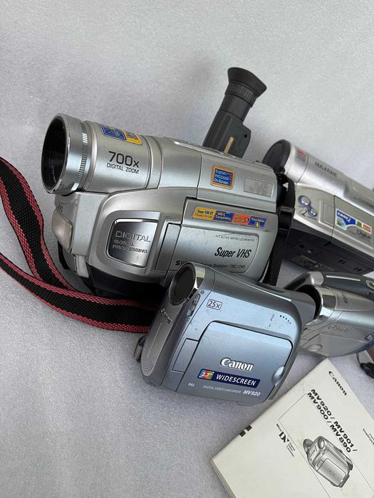 Видеокамеры  cannon и другие 1400 за все