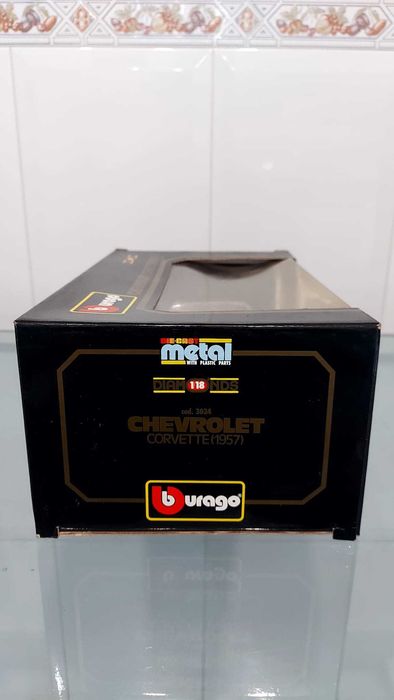 Burago Chevrolet Corvette 1957 1/18