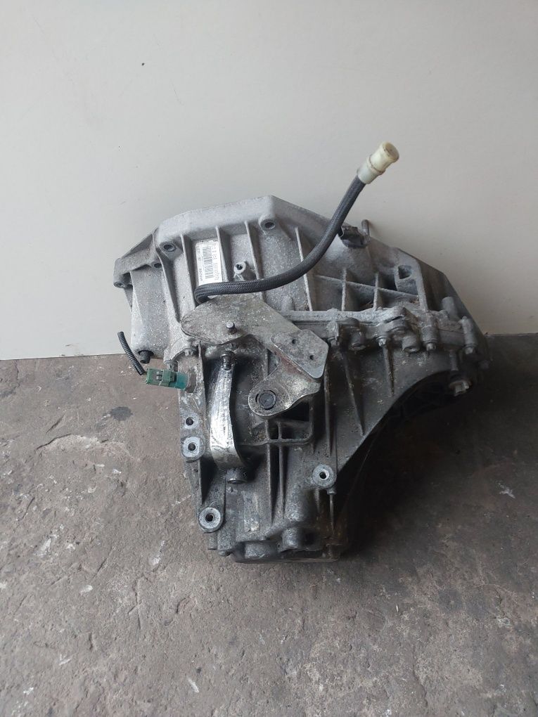 КПП/МКПП 1.5dci 6-ст (TL4 B 043) Renault Megane, Scenic/Dacia Duster