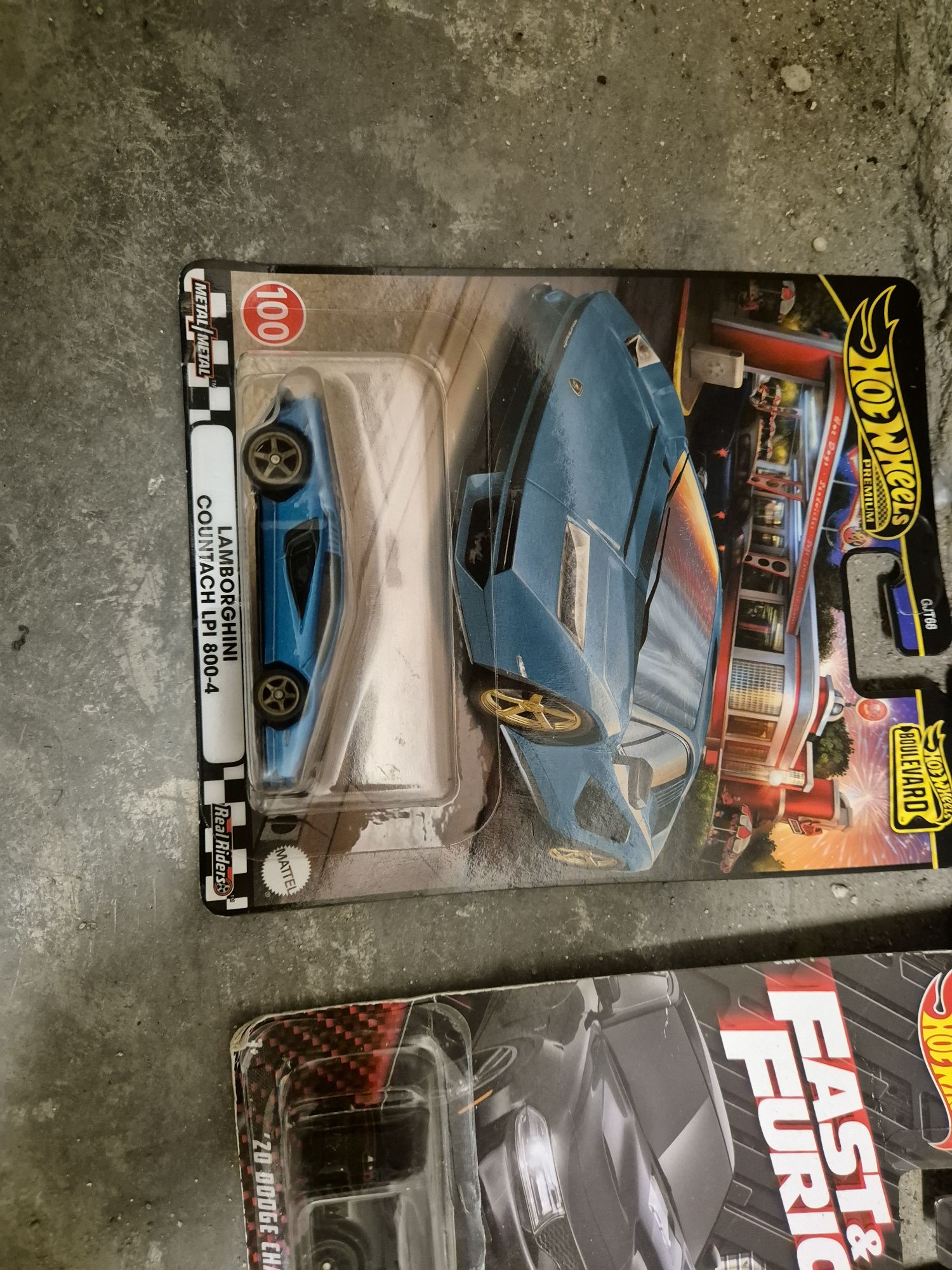 Sprzedam autka Hot wheels