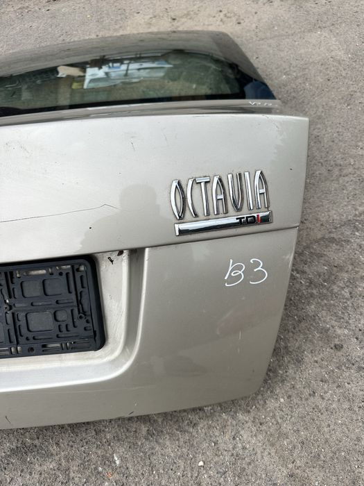 Задня ляда кришка багажника Шкода Октавія А5 Skoda Octavia A5 04-12