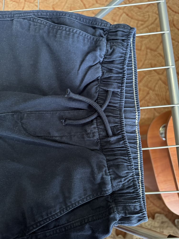 Котонові штани від H&M на хлопчика 122р