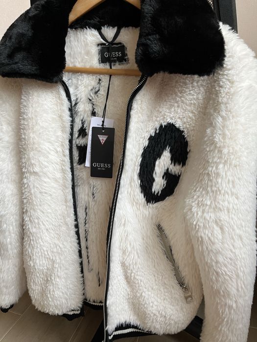 Жіночий бомбер Guess