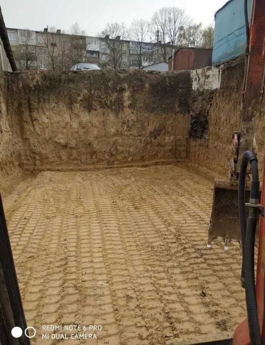 Послуги экскаватора