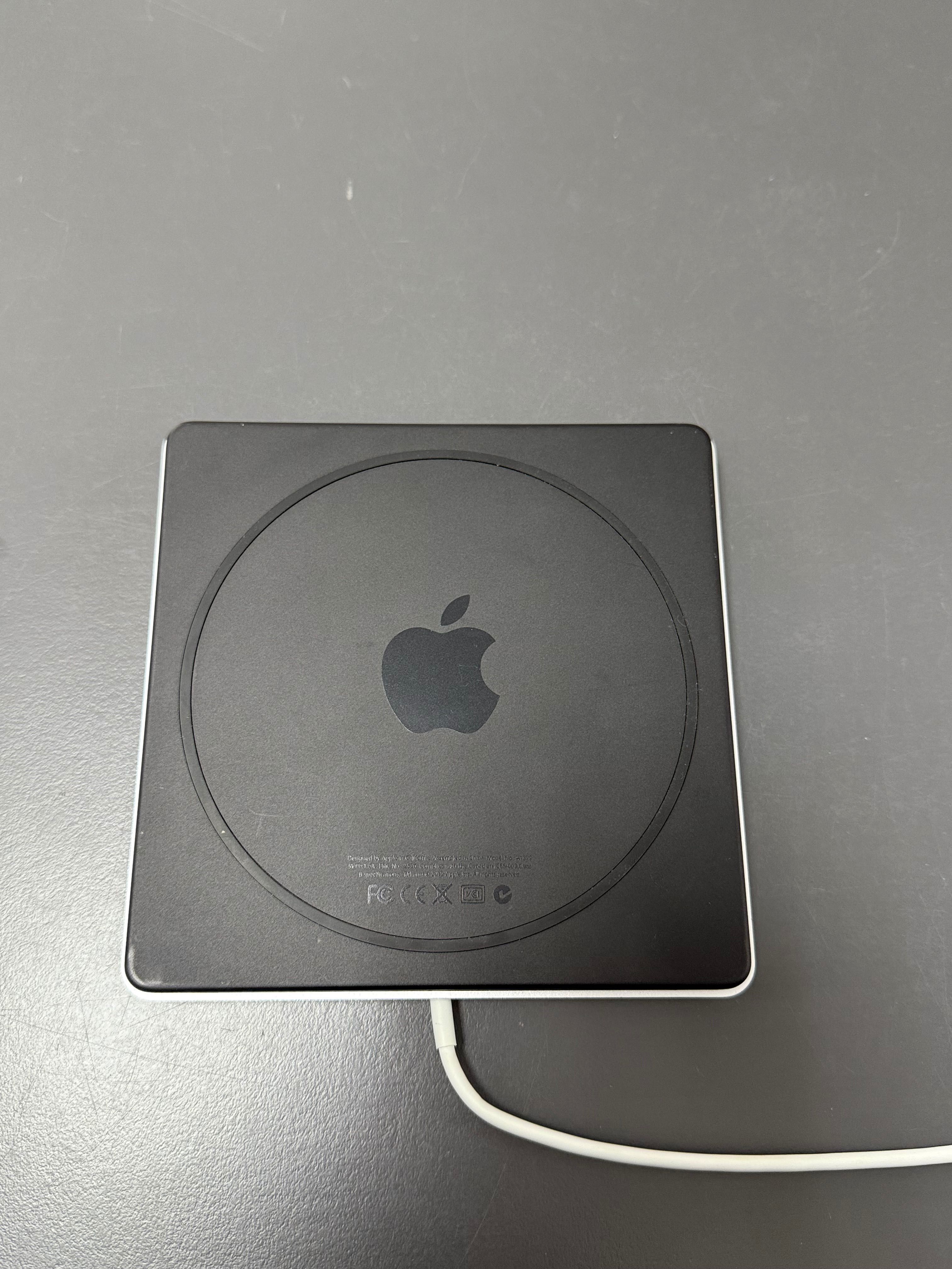 Дисковод Apple USB SuperDrive a1379