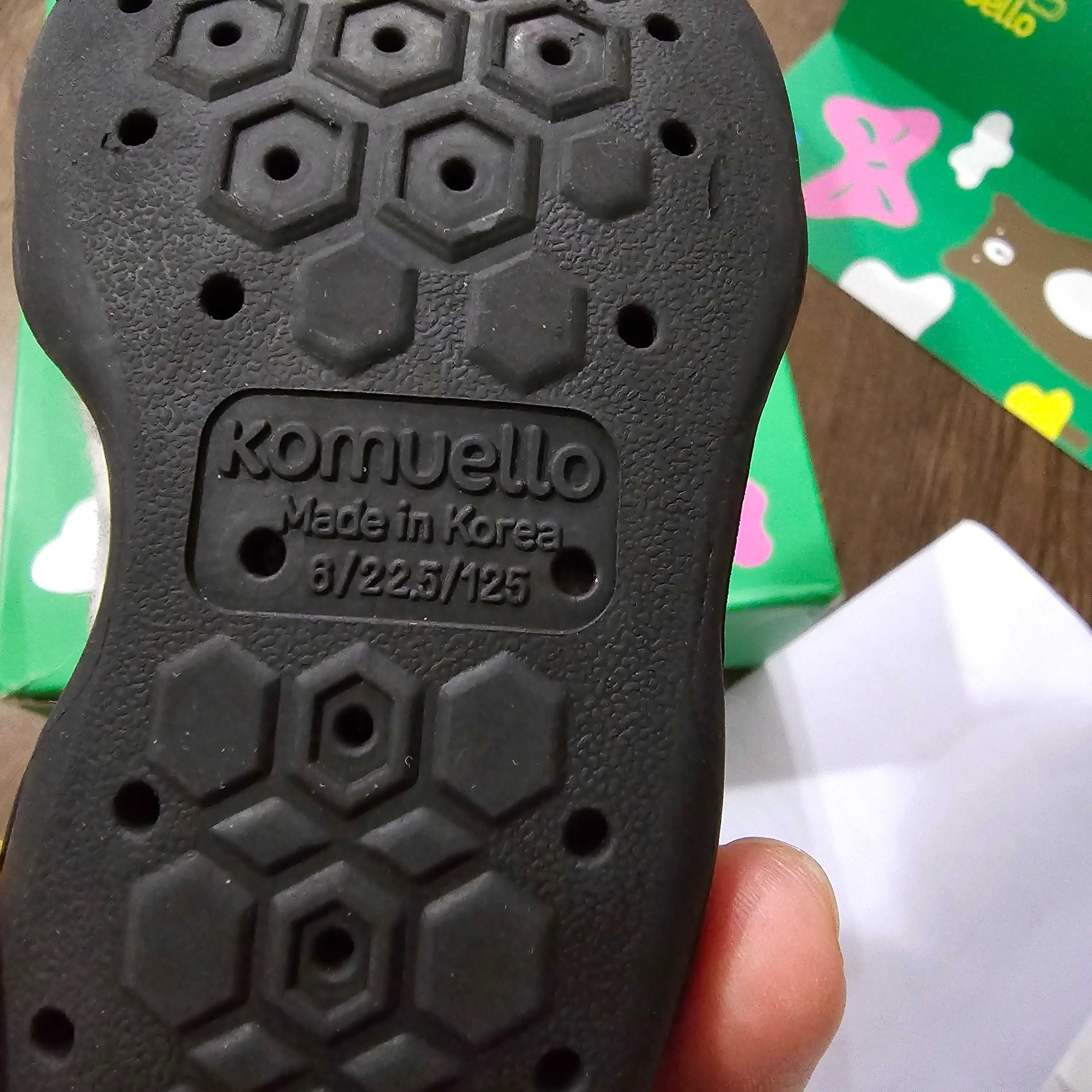 Skarpetobuty Kamuello 22.5 12,5 cm buty kapcie