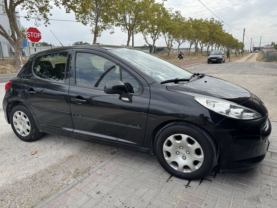 Peugeot 207 gasóleo Impecável