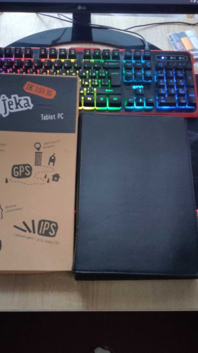 Планшет 10 Дюймів JEKA 103 3G