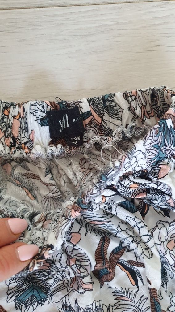 Spodnica Reeeved 34