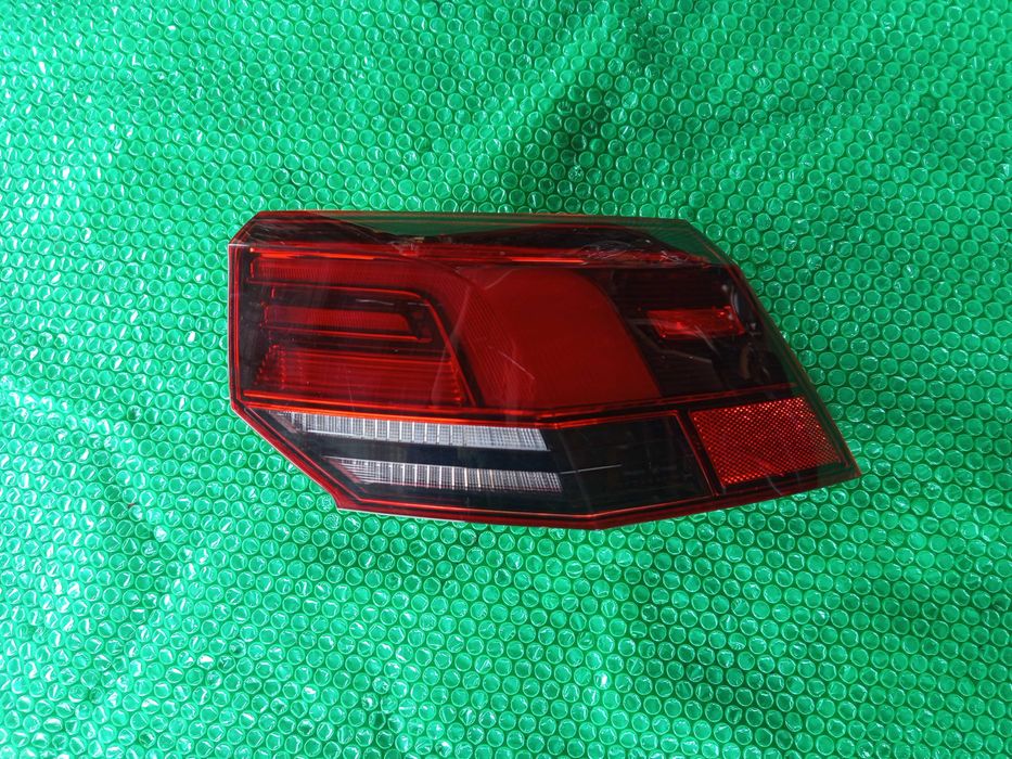 Lampa Prawa Tył tylna VW Volkswagen Golf VIII 8 5H0.945.096C