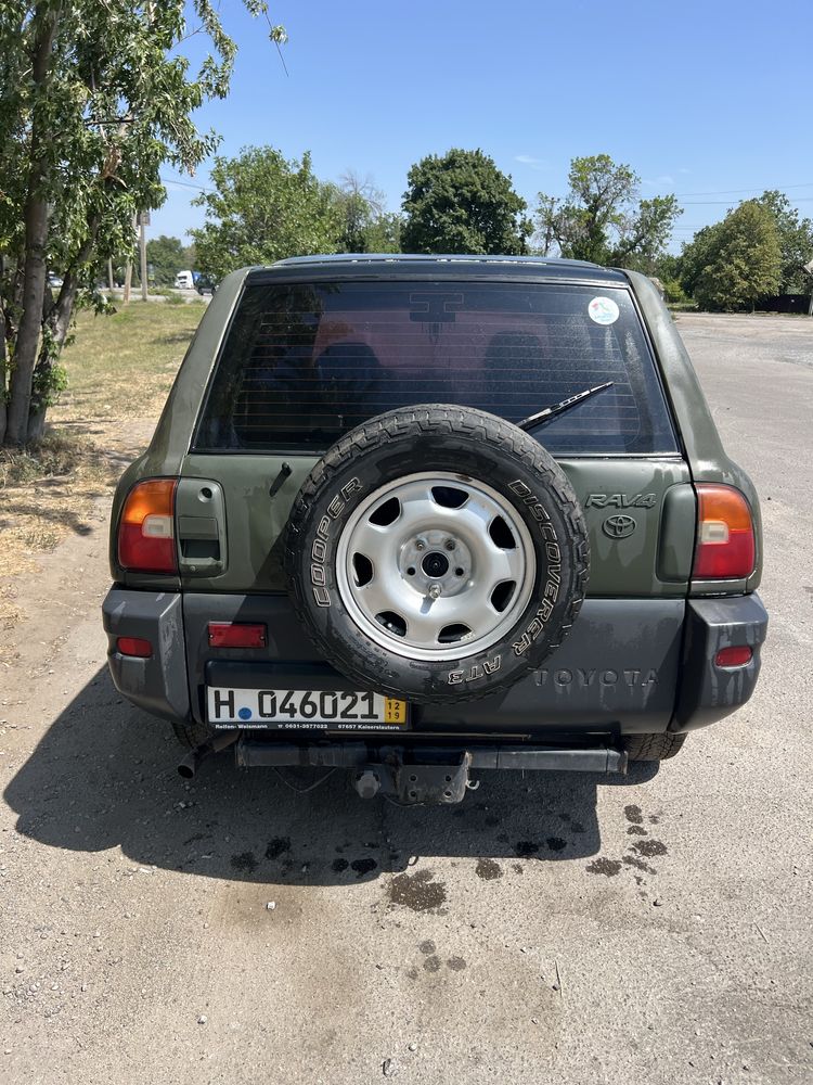 Продам Toyota RAV 4