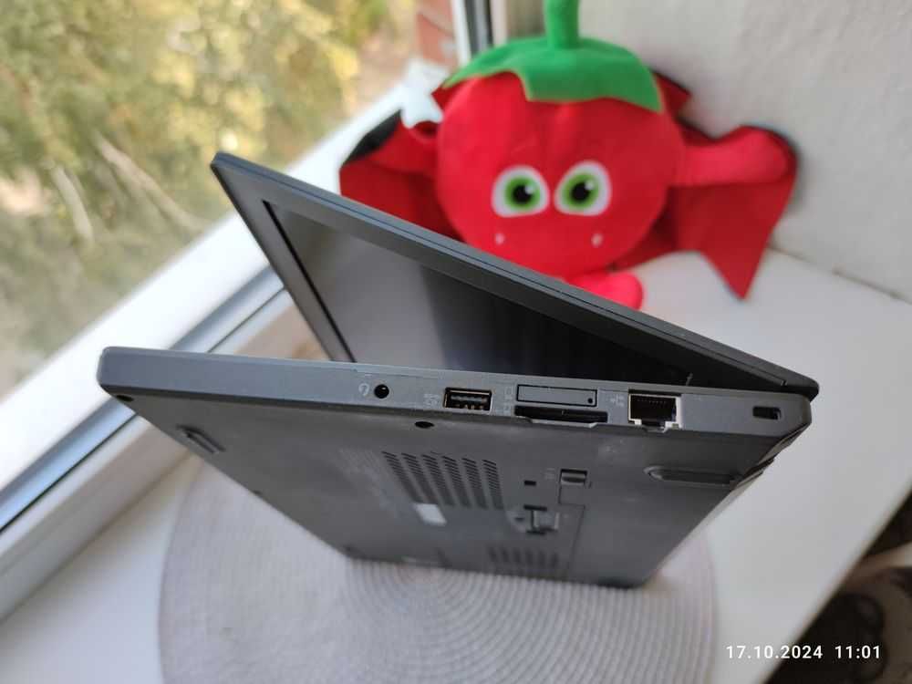 Ноутбук - Lenovo ThinkPad X260