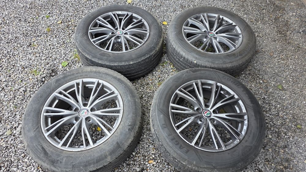 4Koła alufelgi Alfa Romeo 18 cali z oponami 7mm