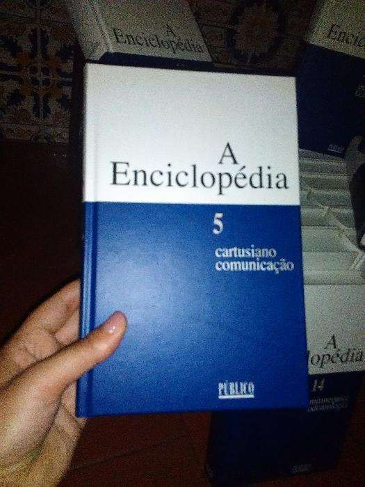 Vendo Enciclopédia - NOVA