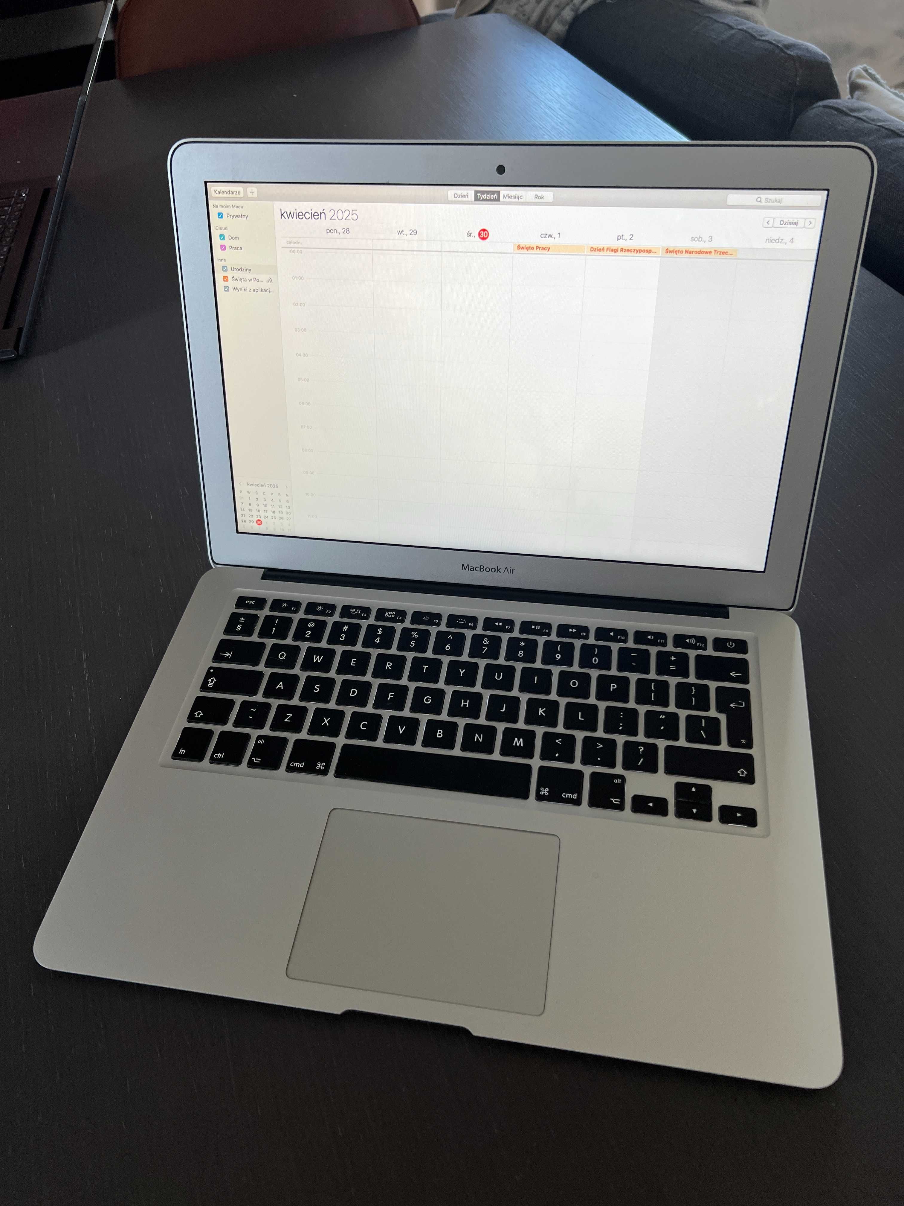 MacBook Air srebrny 13,3 2014