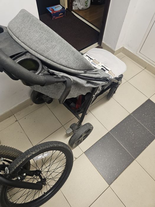 Wózek spacerowy Joie