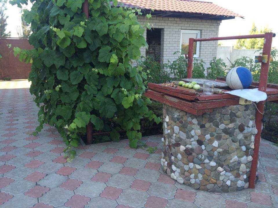 Будинок в Яворницькому (Іларіонове)