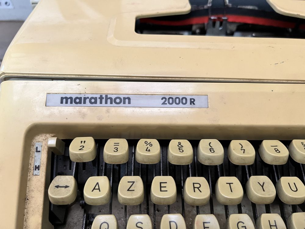 Maquinas de escrever antigas