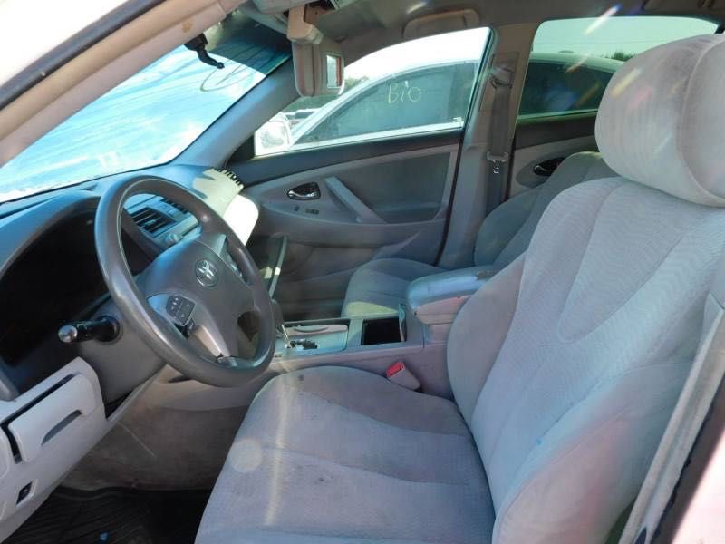 Toyota Camry 2010