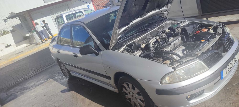 Mitsubishi carisma 1.4 2001