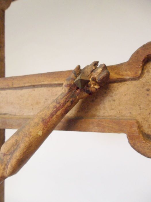 grande antigo crucifixo em madeira policromada Sec. XIX - 106 cm