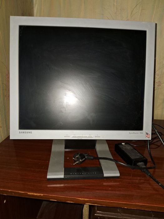 Монитор для компьютера