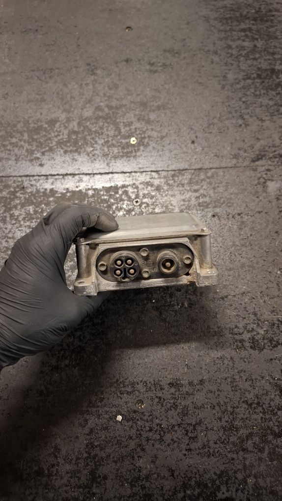 Moduł zapłonu Mercedes w107 r107 SL SLC M110 2.8