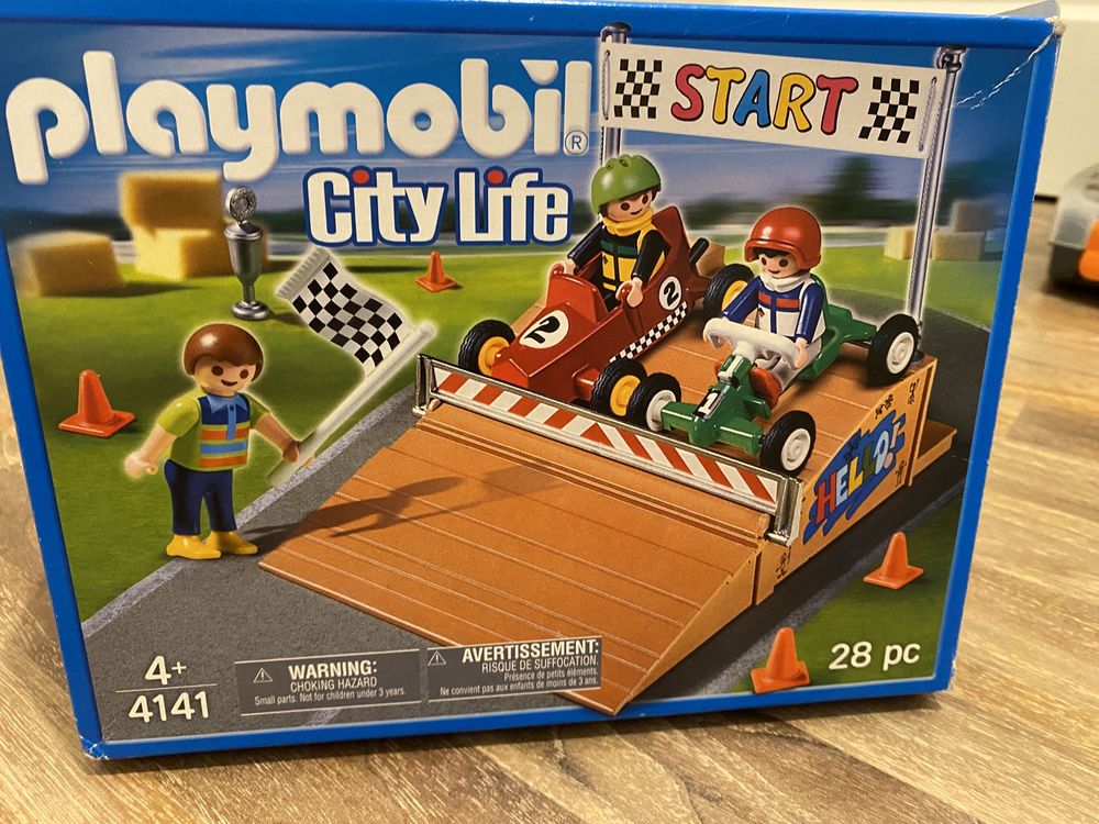 Playmobil 4141 wyścigi gokartów tor wyścigowy - jak nowy
