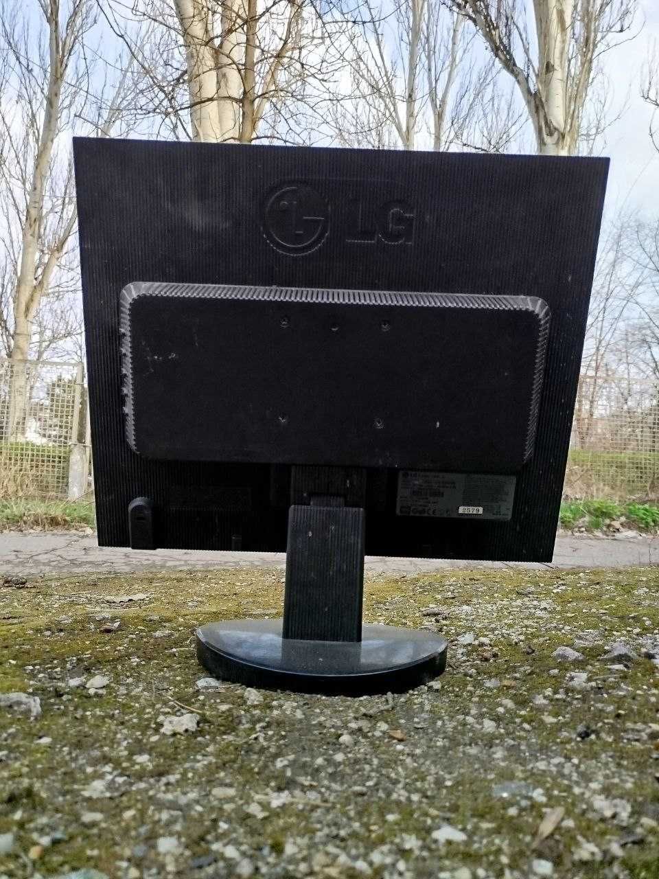 Монітор LG Flatron