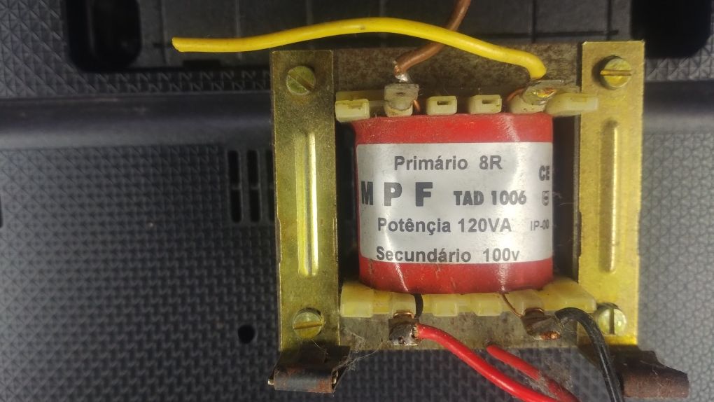 Transformadores linha de 100V