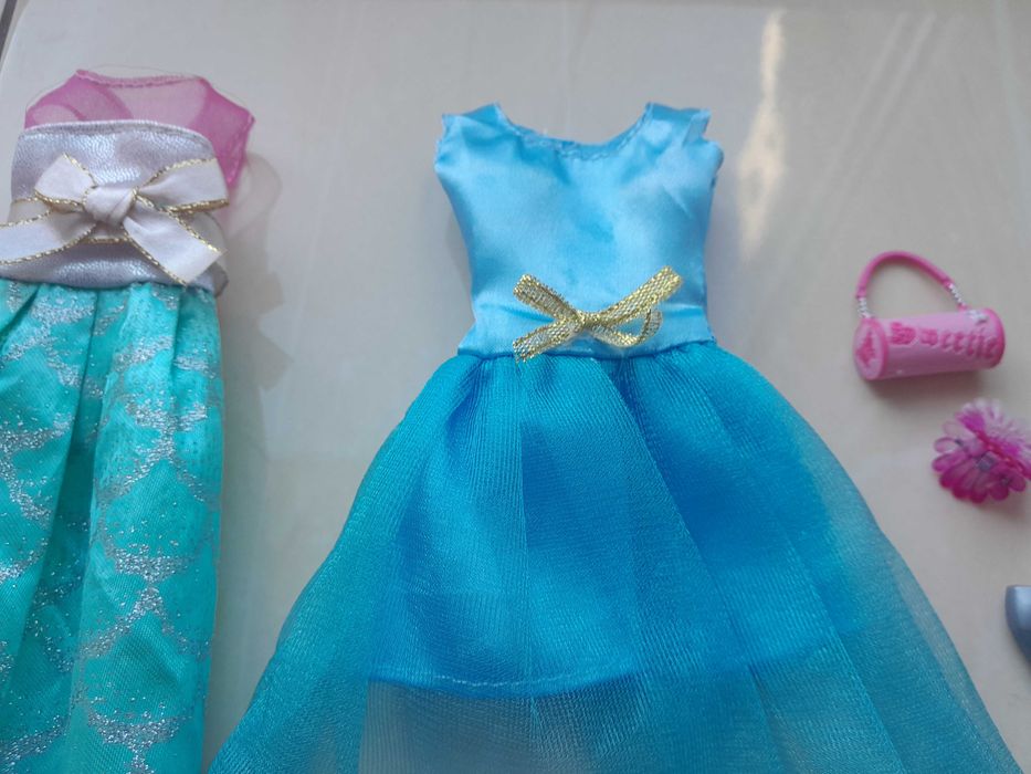 Одежда и аксесуары для куклы Барби