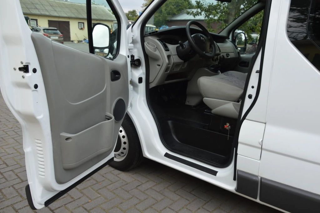 Opel Vivaro 2004