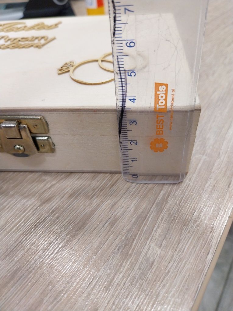 Pudełko na obrączki drewniane mech